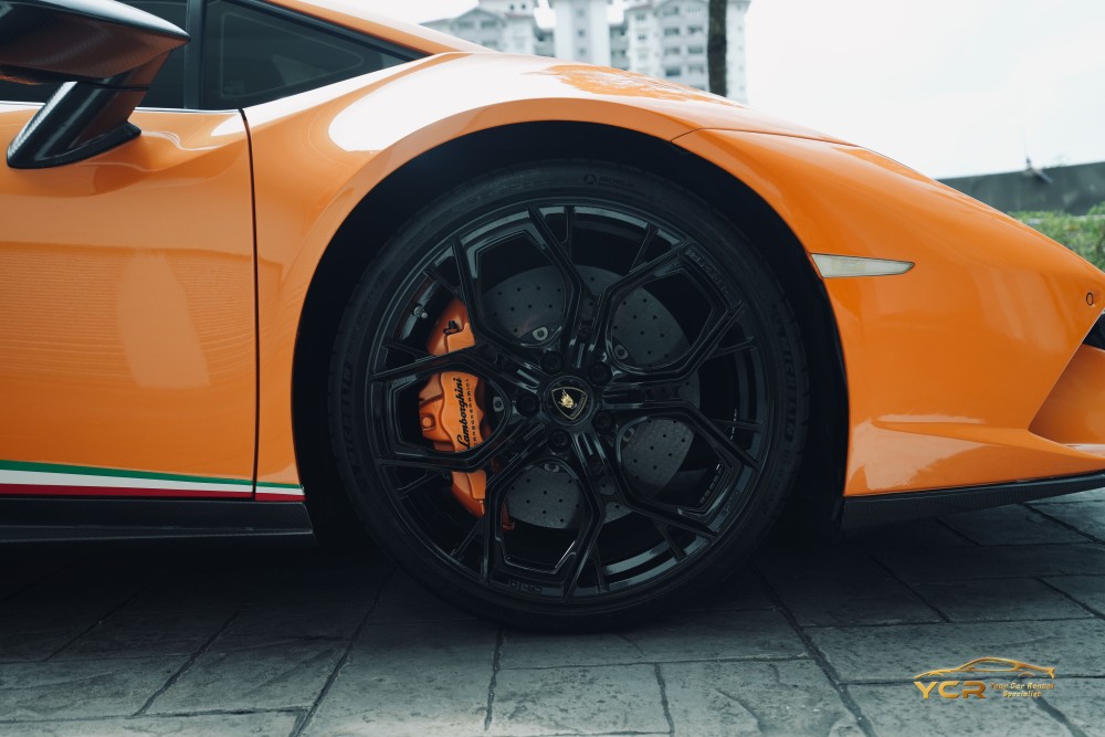 Lamborghini Huracan Image